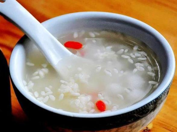 吃醪糟是减肥还是发胖 吃醪糟有什么好处-小麦知识