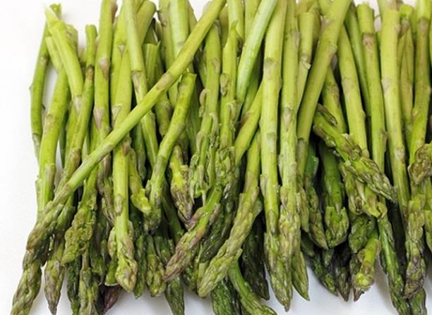 吃芦笋要焯水吗 保留维生素去除草酸-小麦知识