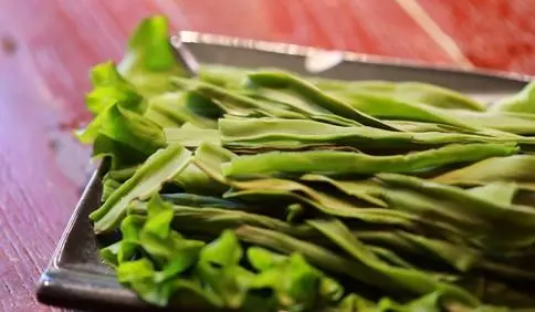 贡菜焯水两分钟可以吗 贡菜怎么做好吃-小麦知识
