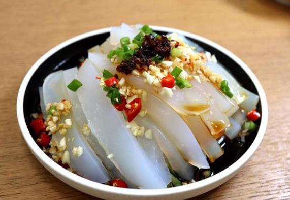 凉粉怎么吃比较好 冰凉粉一定要用热水吗-小麦知识