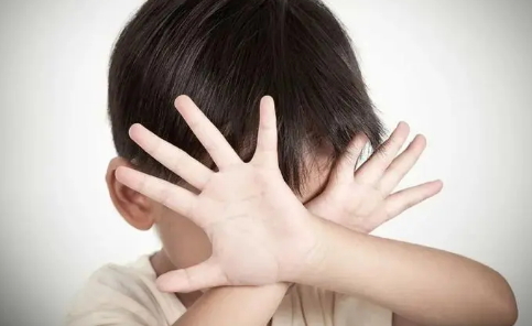 自闭症遗传的概率多大 自闭症遗传父母哪一方-小麦知识