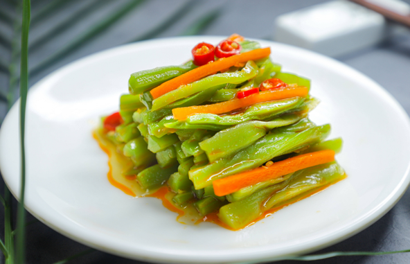 贡菜凉拌要焯水吗 贡菜凉拌要过水吗-小麦知识