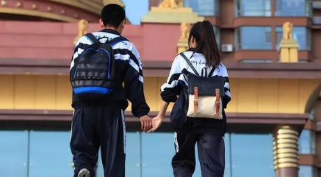 2023小升初摇号完了分班考吗 摇号进入私立初中以后怎么分班-小麦知识