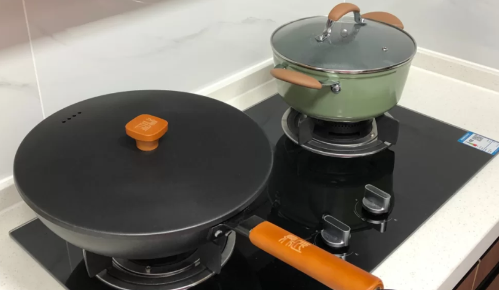 卡罗特麦饭石锅和炊大皇的哪个好 卡罗特麦饭石锅怎么开锅-小麦知识