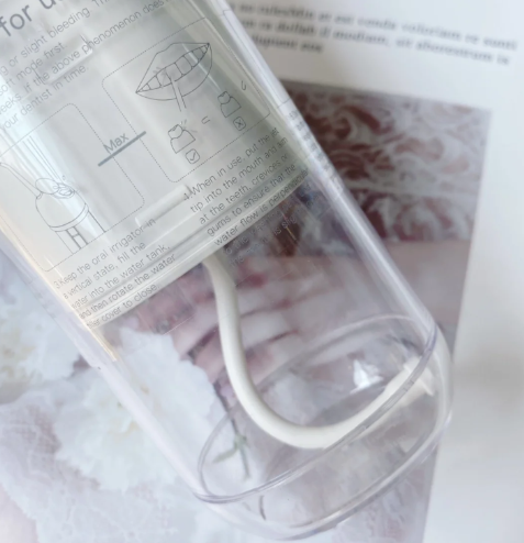 冲牙器使用时张开嘴还是闭嘴 冲牙器可以多人混用吗-小麦知识