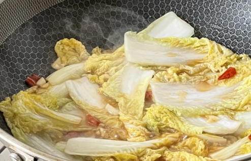 蜂巢炒锅好还是铁锅好用 蜂窝锅贵还是铁锅贵呢-小麦知识