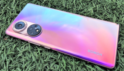 荣耀60pro和50pro哪个好 荣耀50pro要不要换60pro-小麦知识