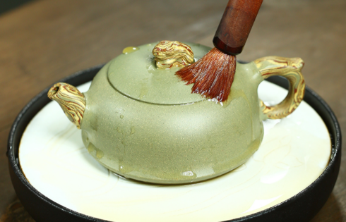 紫砂灌浆壶可以喝茶吗 紫砂灌浆壶怎么分辨-小麦知识