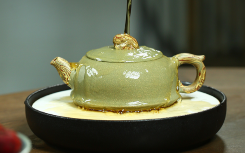 紫砂灌浆壶可以喝茶吗 紫砂灌浆壶怎么分辨-小麦知识