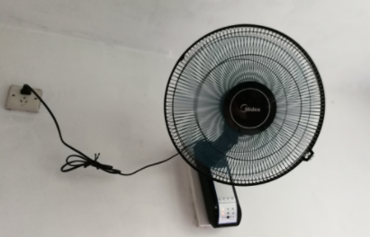 电风扇用久了里面转不动怎么处理 为什么风扇转着转着就不动了-小麦知识