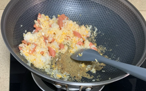 康巴赫为什么照样粘锅 康巴赫锅用了一段时间粘锅怎么办-小麦知识