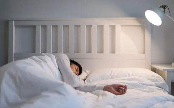 熬夜后应该如何恢复精神-小麦知识