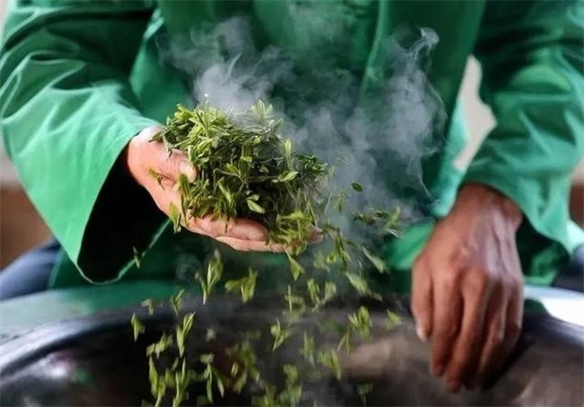 红茶和绿茶的区别 红茶和绿茶有哪些区别-小麦知识