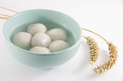 汤圆是大火煮还是小火煮 煮汤圆用什么火候最好-小麦知识
