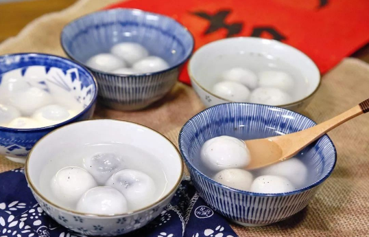 汤圆一碗放几个吉祥 汤圆一碗放几个有讲究吗-小麦知识