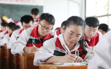 2023高考准考证是不是考生号 高考准考证和考生号的区别在哪-小麦知识