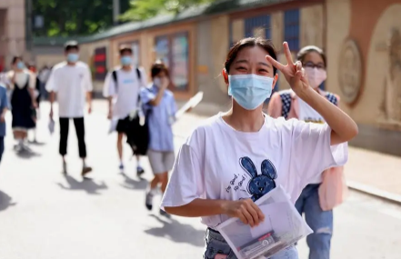 2023高考超过录取线多少分就稳了 高考高于分数线多少分报考不会漏-小麦知识