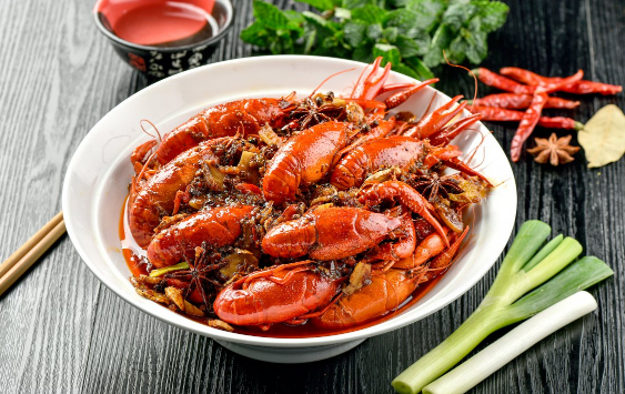 小龙虾肉质发黑还能吃吗 小龙虾肉发黑是坏了吗-小麦知识