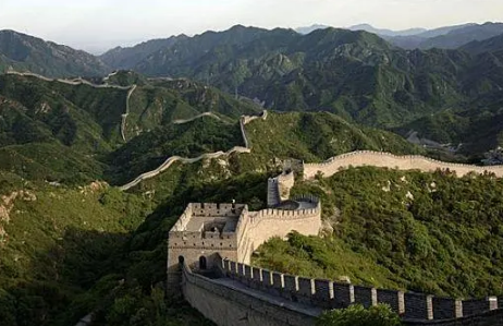 八达岭长城缆车是到南城还是北城 八达岭长城缆车是不是就可以不用爬了-小麦知识