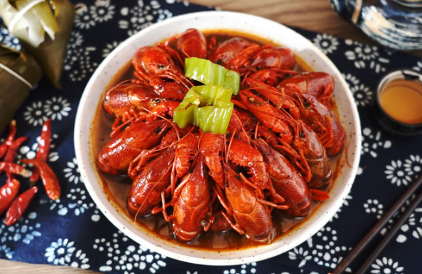 小龙虾油炸有什么好处 小龙虾油炸起什么作用-小麦知识