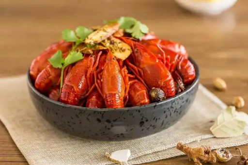 隔夜小龙虾加热能吃吗 隔夜的小龙虾怎么加热-小麦知识