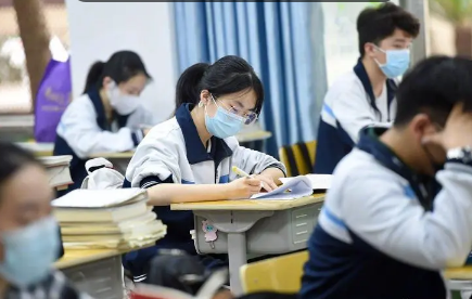 中考是不是一年简单一年难2023 2023年中考难度怎么样-小麦知识