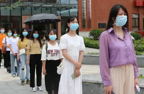 2023年社会考生和普通考生的考卷一样吗 社会考生和普通考生待遇一样吗-小麦知识