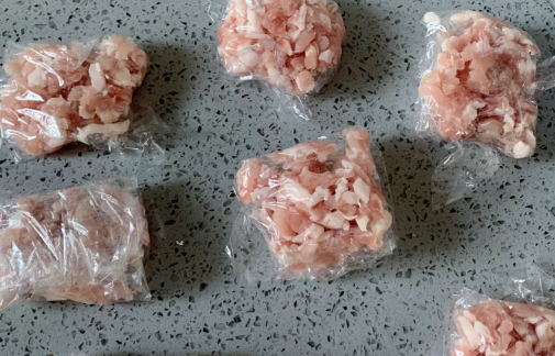 肉解冻一次还能不能继续再冻了 猪肉冷冻解冻后二次冷冻有害吗-小麦知识