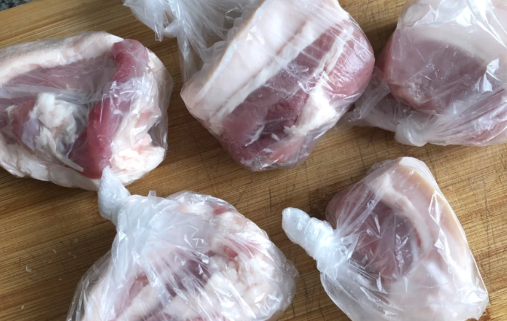 肉不解冻直接煮致癌是真的吗 肉不解冻直接煮会怎样-小麦知识