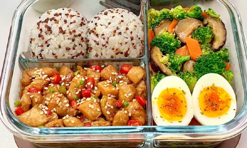 减肥不吃晚饭能运动吗 晚饭不吃运动一个小时能不能减肥-小麦知识