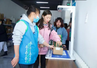 2023春节菜鸟驿站关门能让快递送上门吗 菜鸟驿站春节关门期间送来的快递怎么办-小麦知识