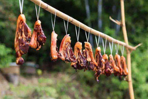 腊肉选后腿肉还是五花肉 腊肉选后腿和五花肉吗-小麦知识