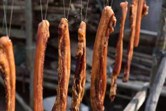 腊肉用保鲜膜包装可以寄快递吗 寄腊肉可以用保鲜膜包起来吗-小麦知识