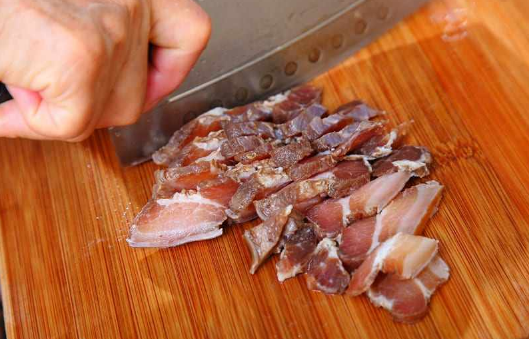 腊肉切不动有什么好办法切 腊肉切不动怎么办-小麦知识