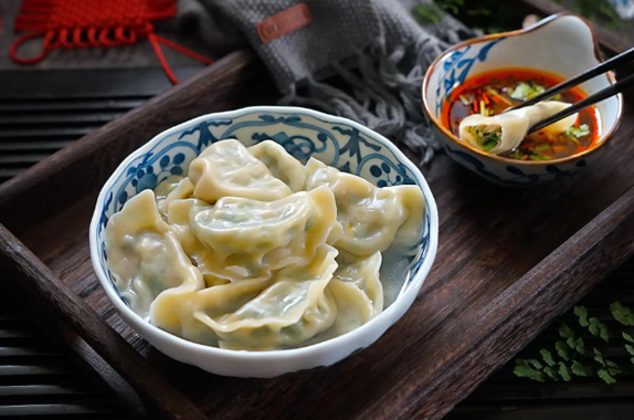 饺子浮起来还要煮多久 饺子浮起来了还要煮几分钟-小麦知识