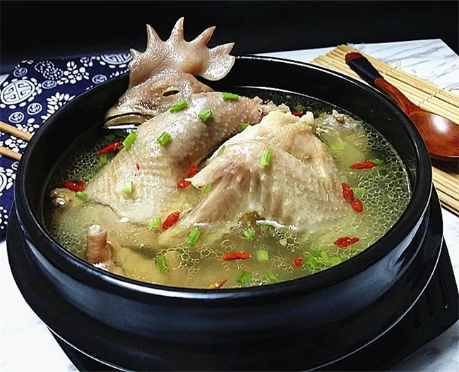寒冷冬季吃哪些食物对老人最好 老人冬季御寒的食物-小麦知识