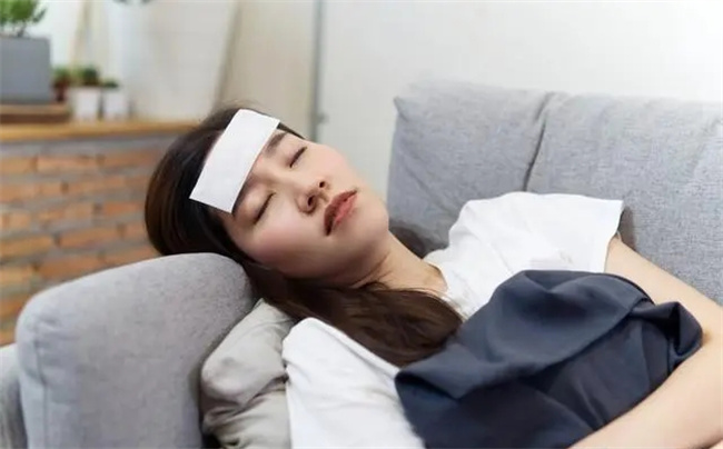 吃了美林三个小时还没退烧是否正常 吃了美林三个小时不退烧怎么办-小麦知识