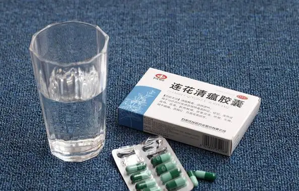 连花清瘟颗粒和胶囊可以交替吃吗 连花清瘟颗粒和胶囊可以相互替代吗-小麦知识