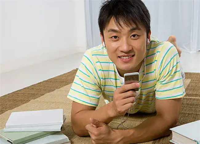 男人要私密照片的心理 为什么男人要私密照片的心理-小麦知识