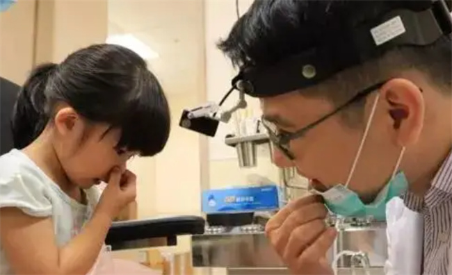 经常捏宝宝鼻梁会怎么样 捏鼻梁的危害有哪些-小麦知识