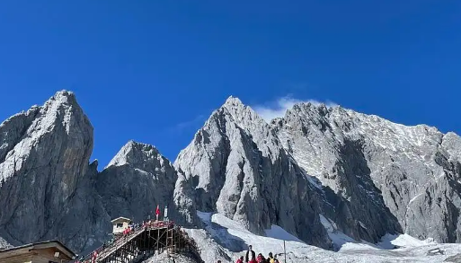 爬完玉龙雪山能喝酒吗 爬完玉龙雪山后能马上睡觉吗-小麦知识