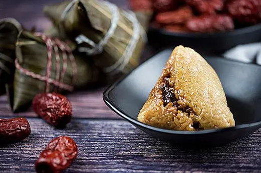 粽子要等水开了之后在下吗 粽子是等水开了才放进去煮吗-小麦知识